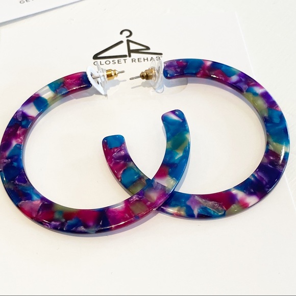 Oversized Hoops - Picture 4 of 7